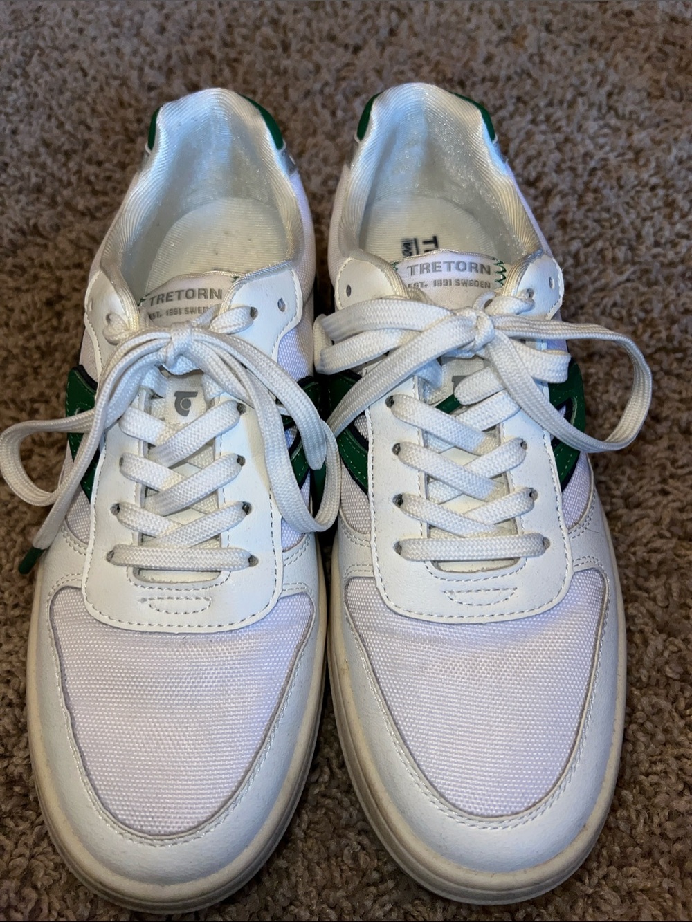 Tretorn White Sneakers with Green Accents size 8